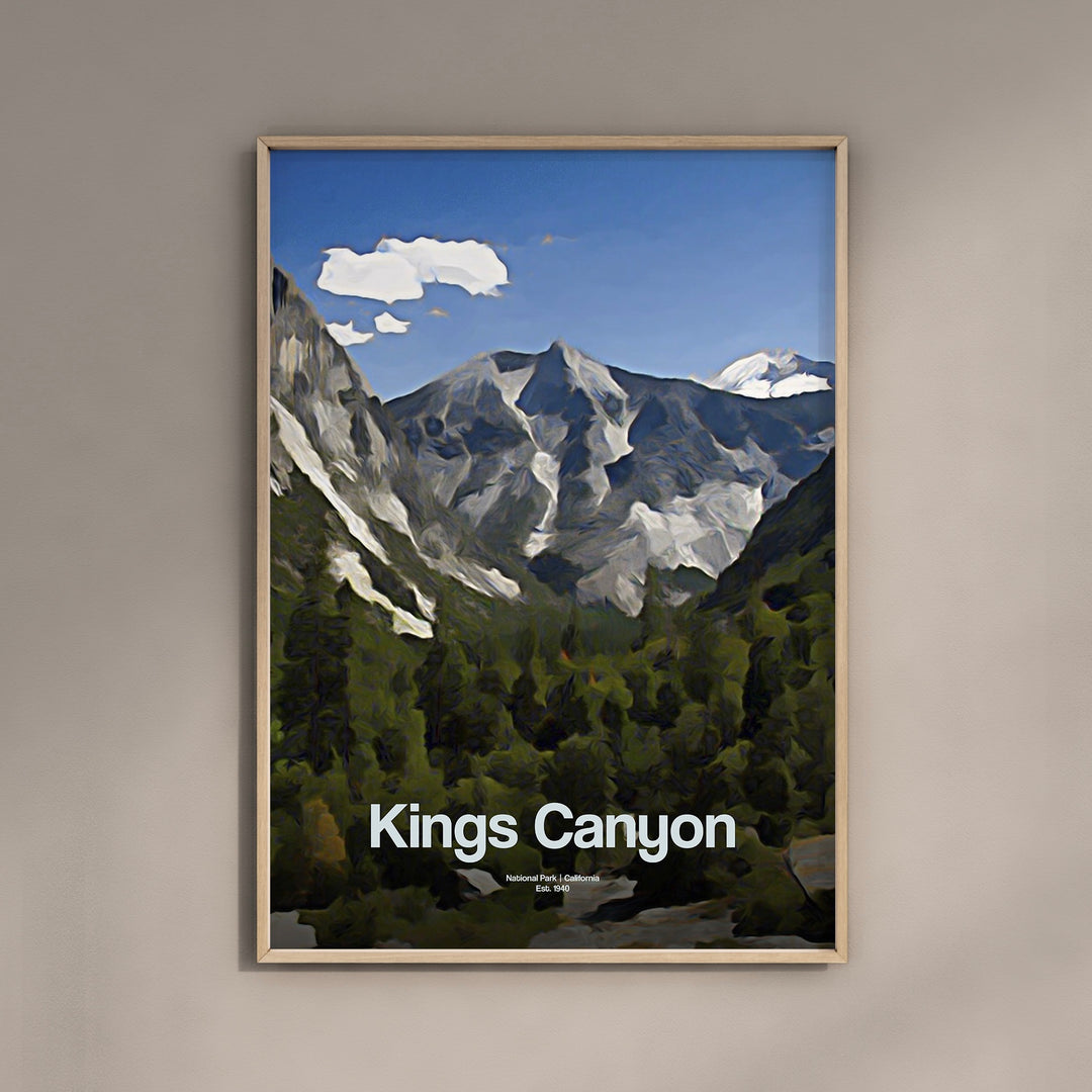 a picture of a mountain range with the words kings canyon on it