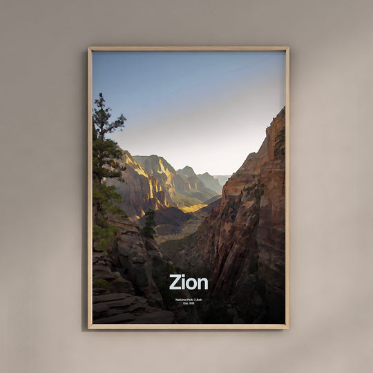 a picture of a mountain range with the word zon on it